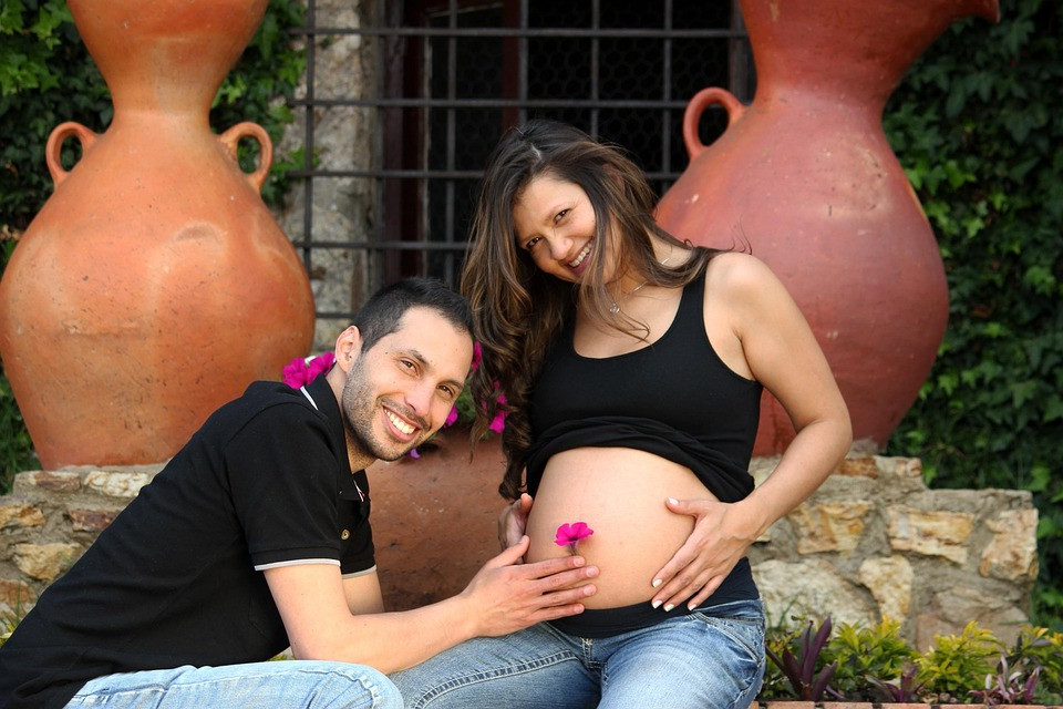 couples successful woman and men