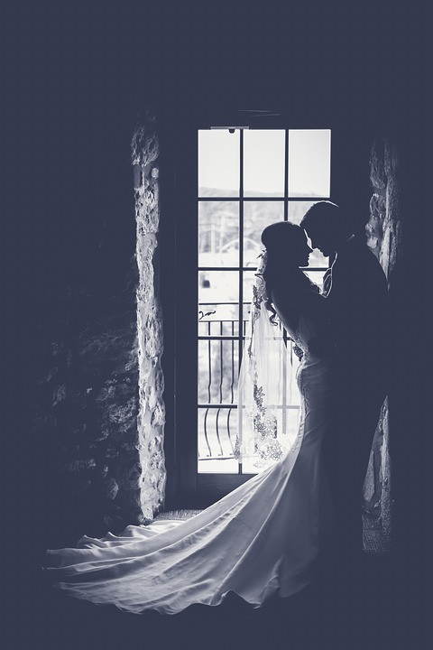 couples successful woman and men